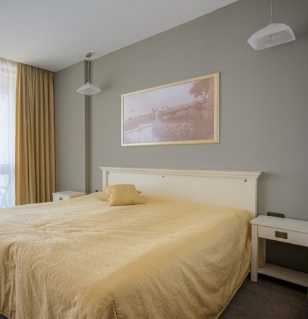 Clemente One-Bedroom Apartment